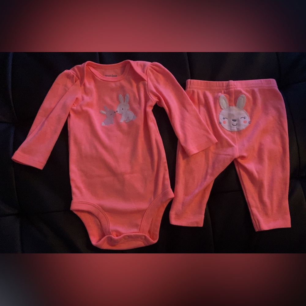 ❤️❤️ Simple Joys by Carter’s Bunny Booty Pants with Long Sleeve Bodysuit